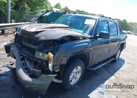 2003 Chevrolet Avalanche 1500 from USA, damaged, VIN 3GNEC13T83G176813